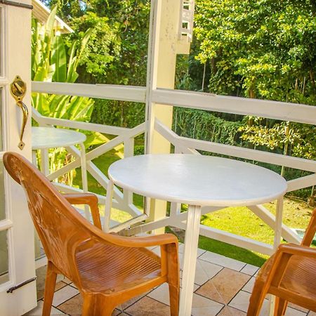Appartamento E 20 Mystic Ridge Ocho Rios Esterno foto