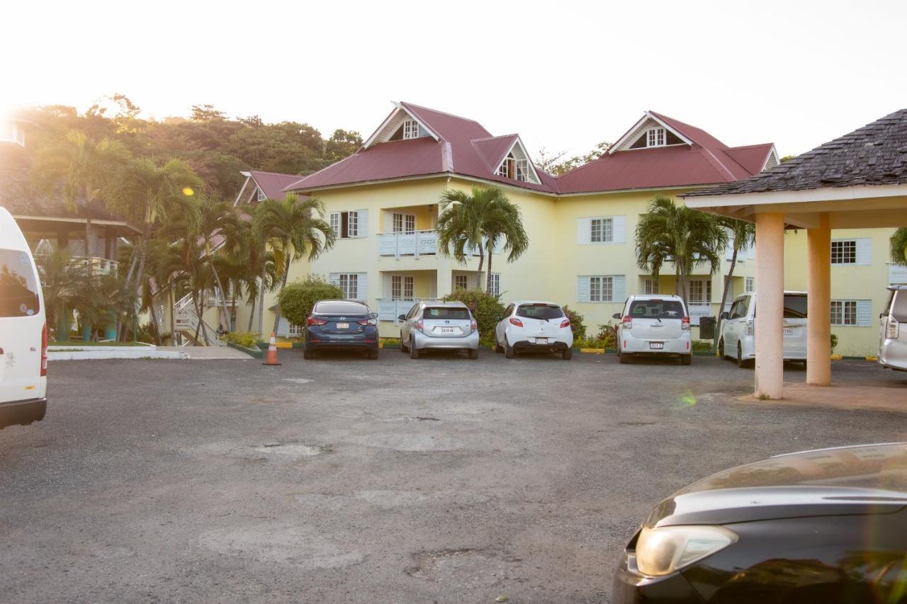 Appartamento E 20 Mystic Ridge Ocho Rios Esterno foto