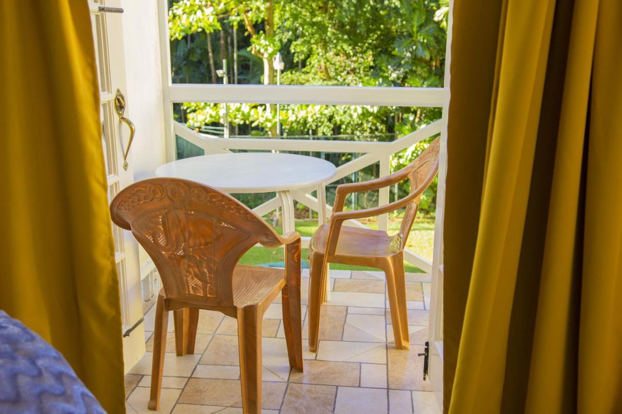 Appartamento E 20 Mystic Ridge Ocho Rios Esterno foto
