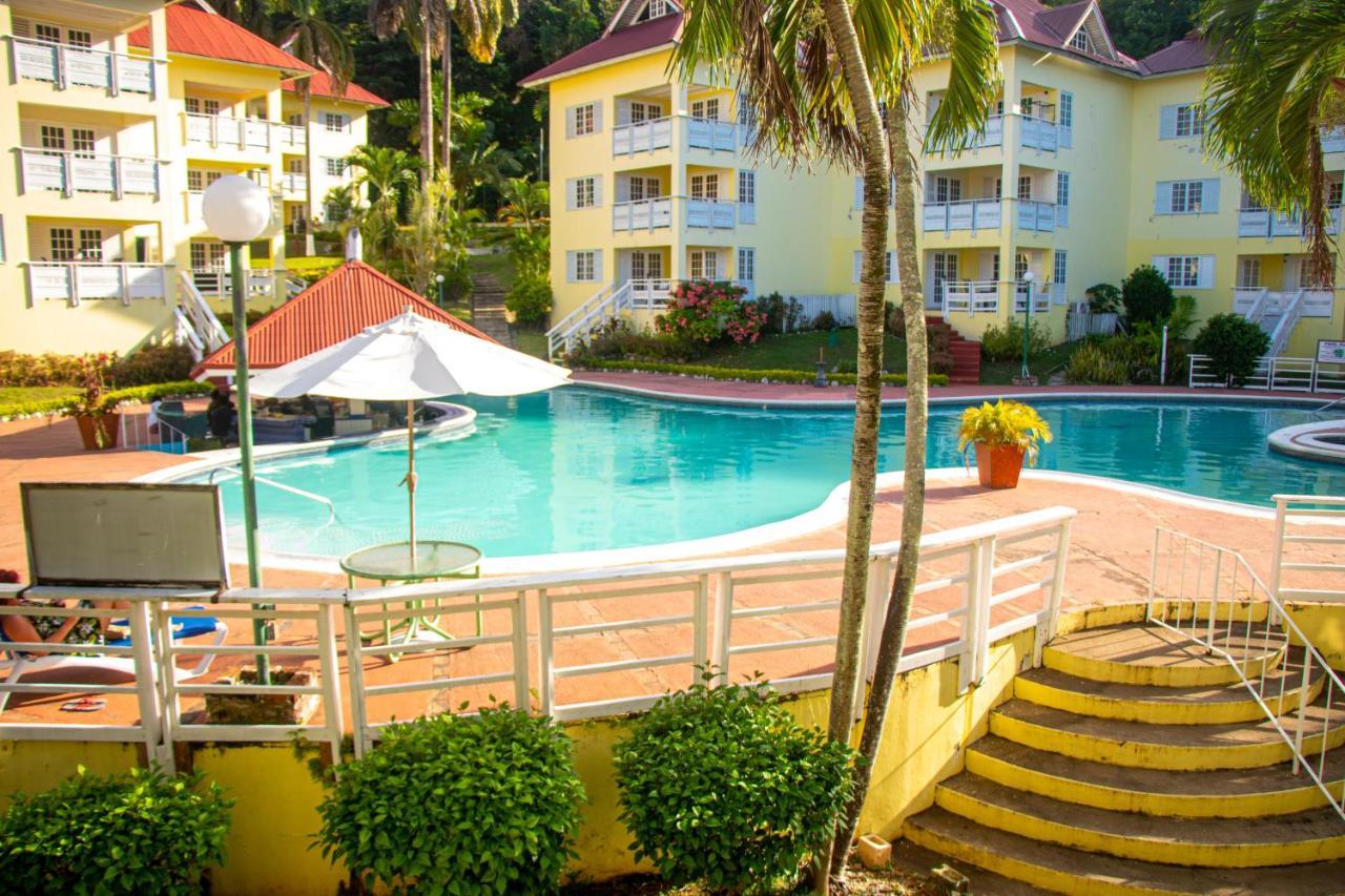 Appartamento E 20 Mystic Ridge Ocho Rios Esterno foto