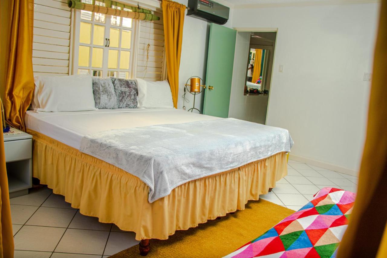 Appartamento E 20 Mystic Ridge Ocho Rios Esterno foto