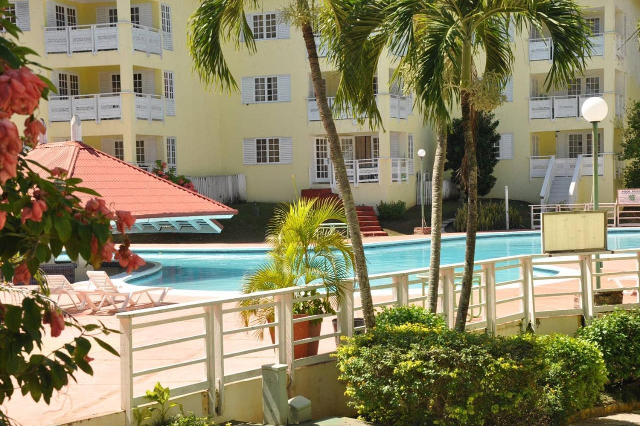Appartamento E 20 Mystic Ridge Ocho Rios Esterno foto