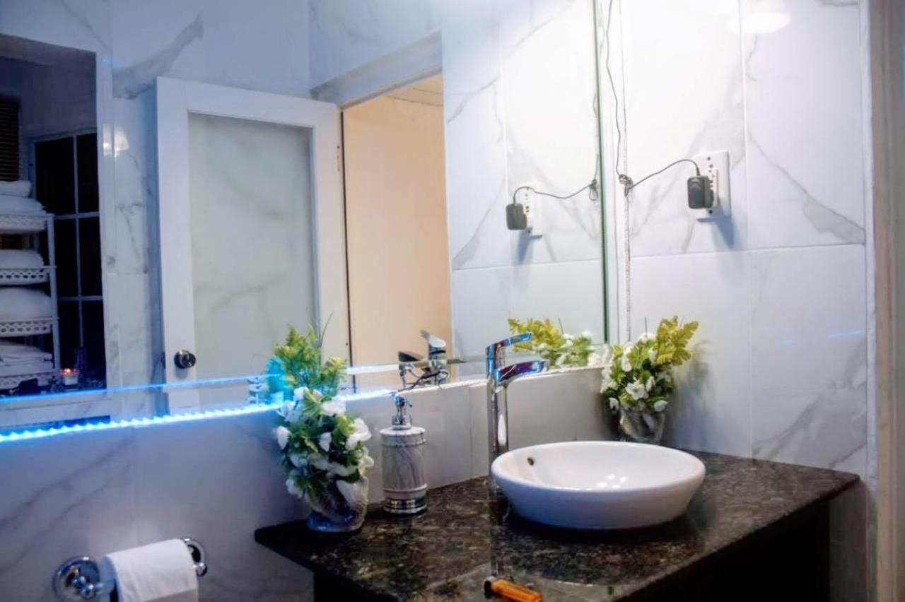 Appartamento E 20 Mystic Ridge Ocho Rios Esterno foto